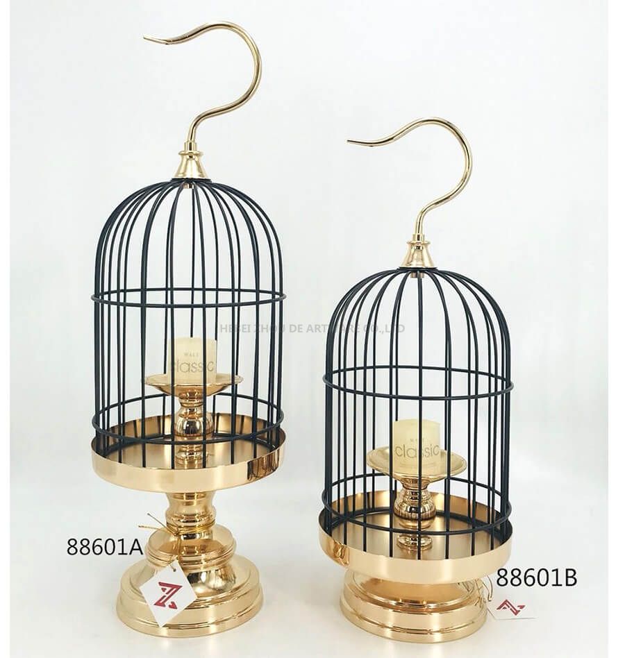 88601 black and gold metal candle holder