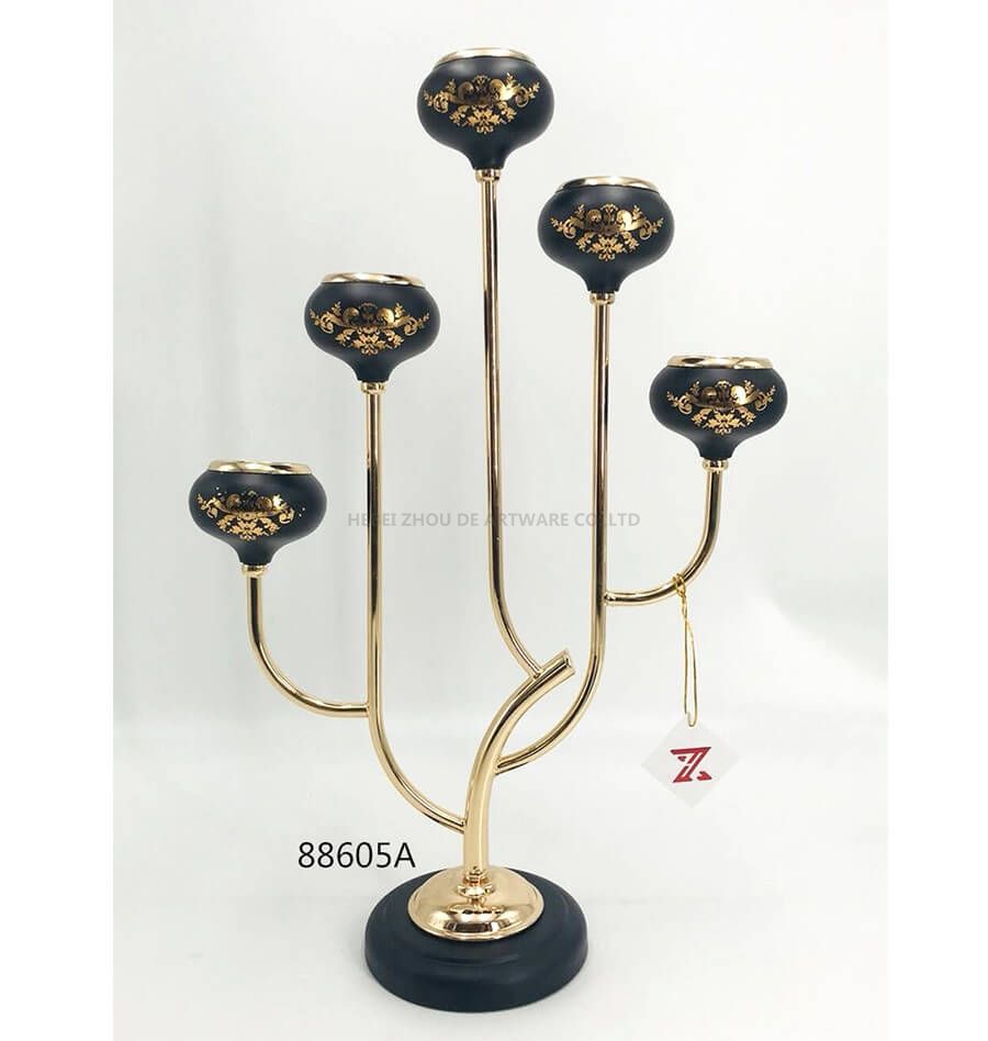 88605 black and gold metal candle holder