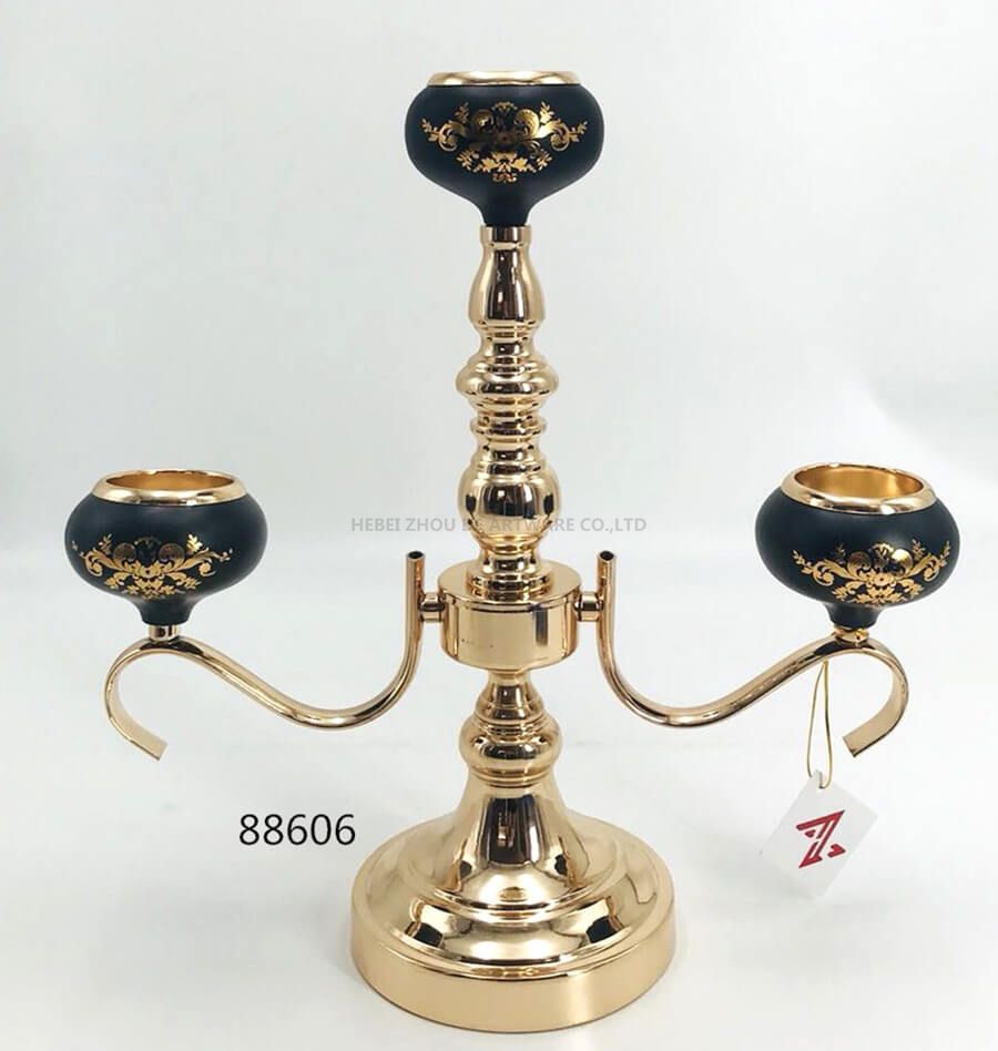 88606 black and gold metal candle holder