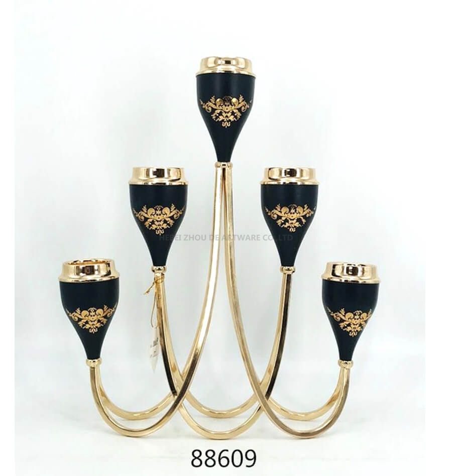 88609 black and gold metal candle holder
