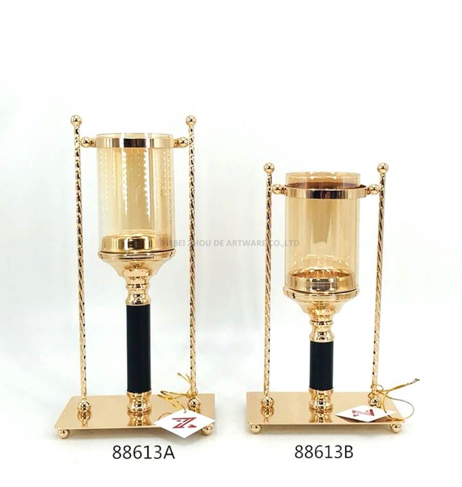black and gold metal candle holder 88613