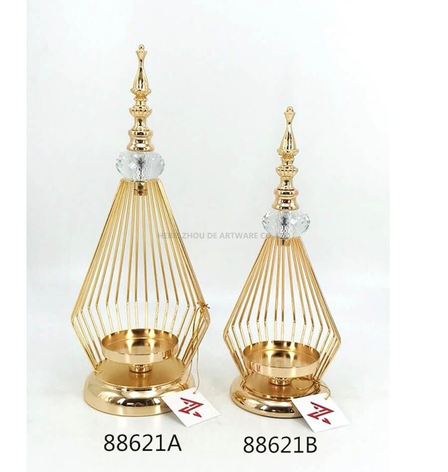 88621 gold metal candle holder