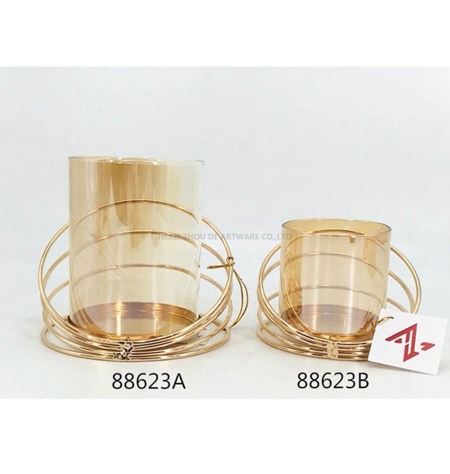 88623 gold metal candle holder