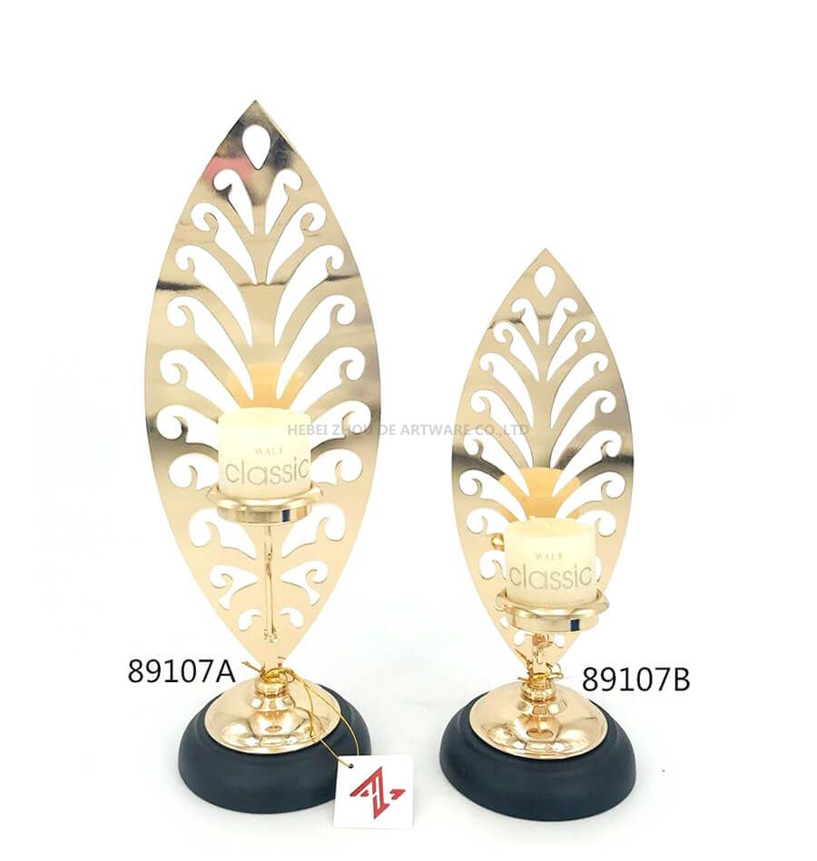 89107 gold metal candle holder