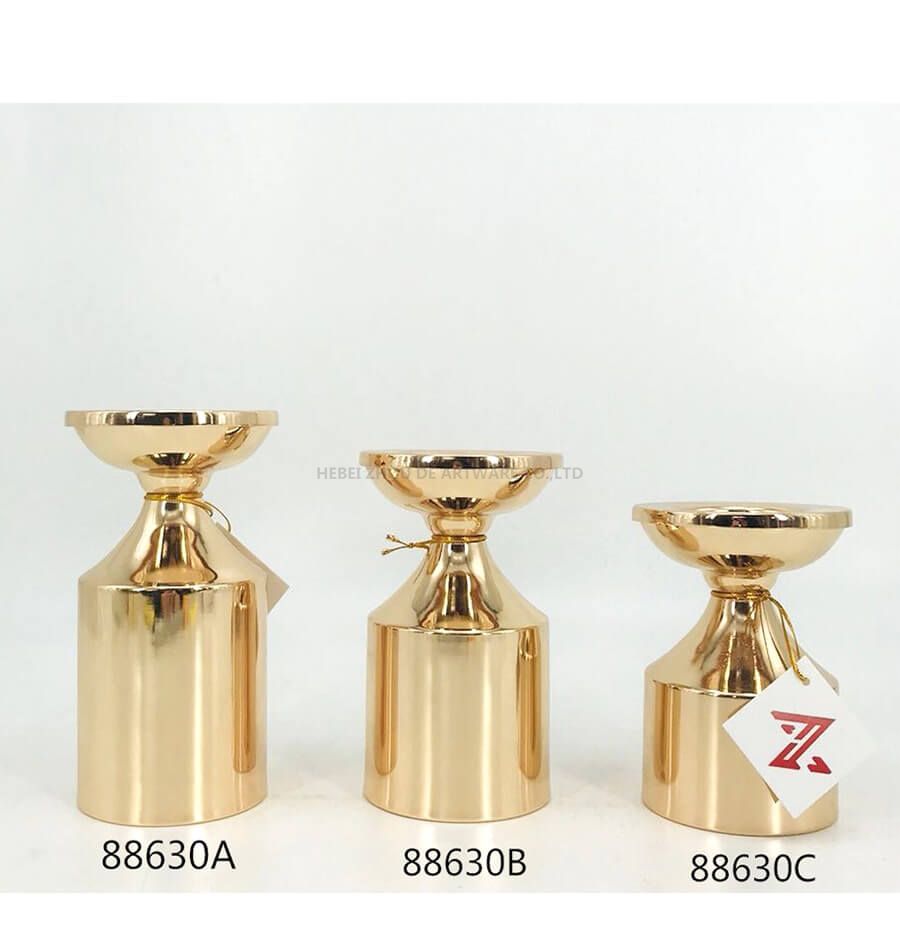88630 gold metal candle holder