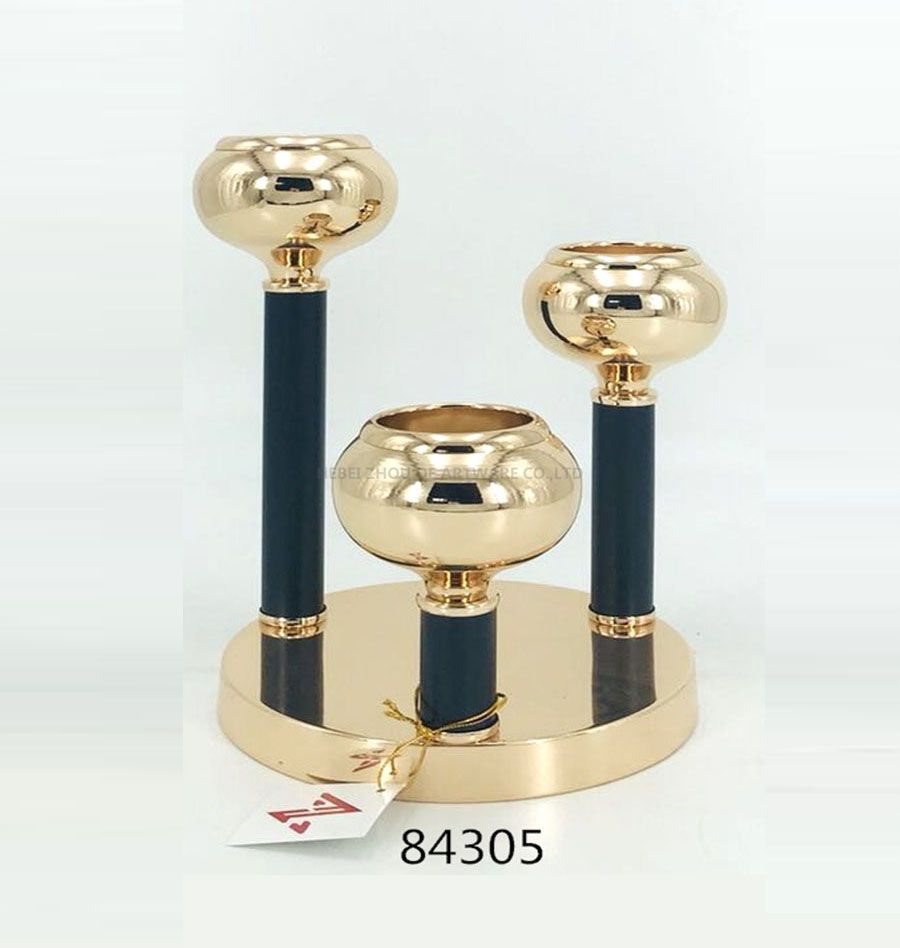 84305 Iron Candle Holder Gold and Black Color