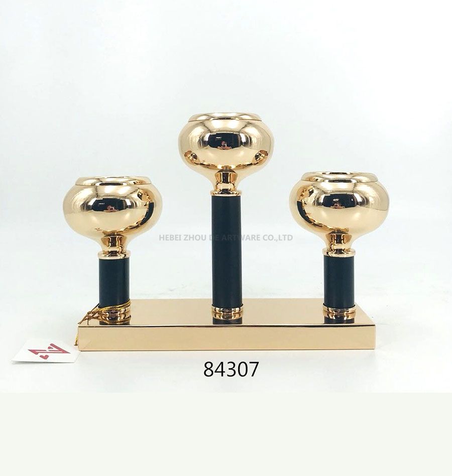 84307 Iron Candle Holder Gold and Black Color