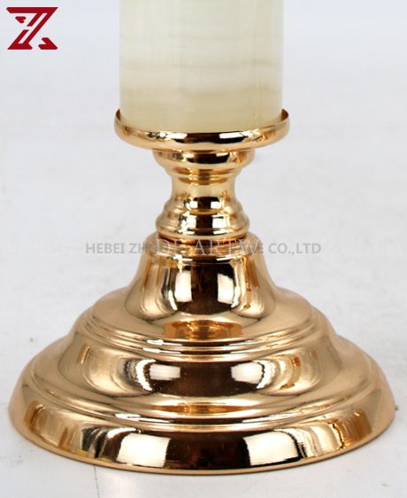 jade candle holder with golden metal base 90708