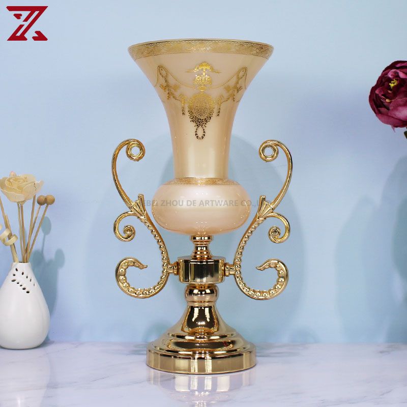 Factory directly glass candelabra crystal candy jar with lid wedding vase for table decorations